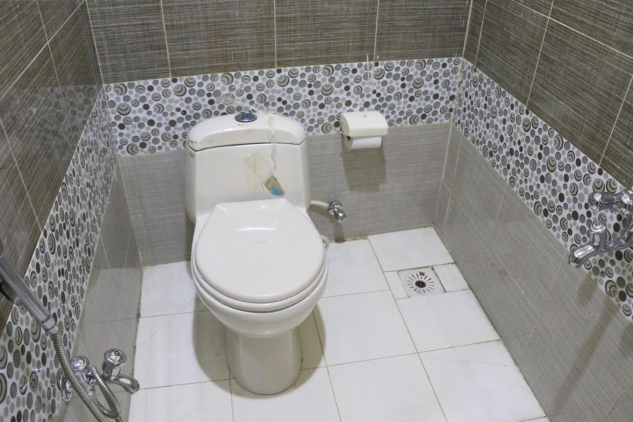 Golden Peak Guest House Гилгит Экстерьер фото