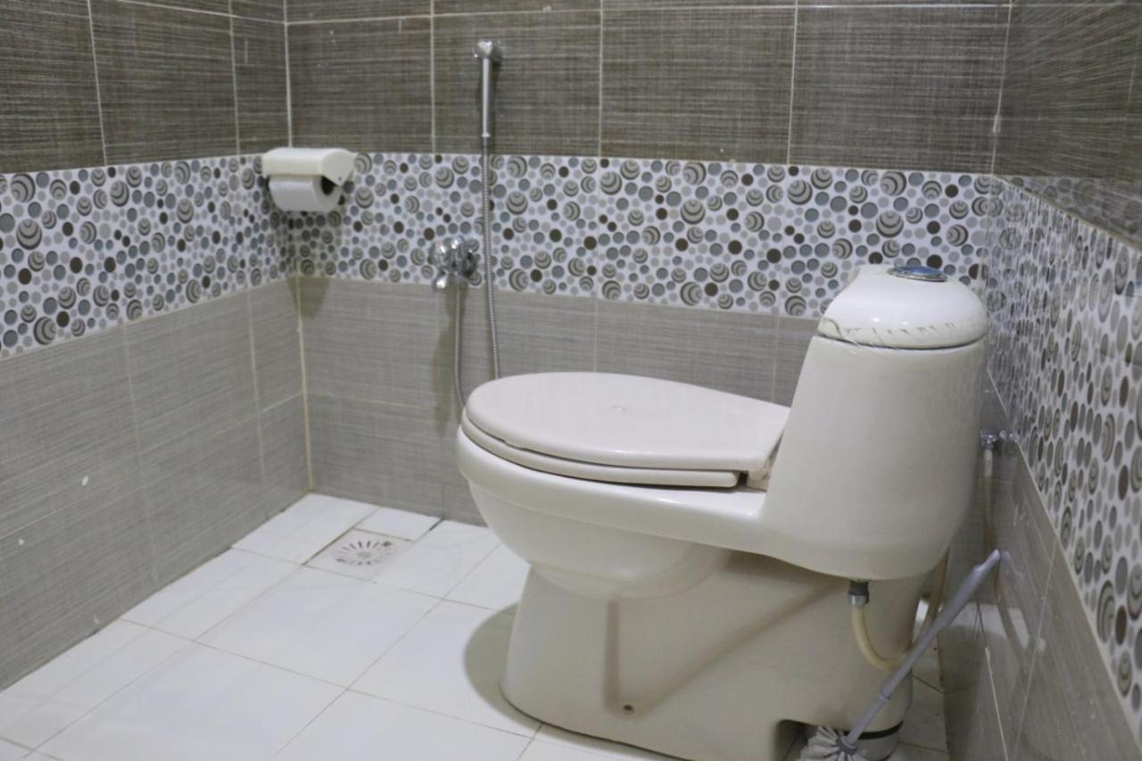 Golden Peak Guest House Гилгит Экстерьер фото